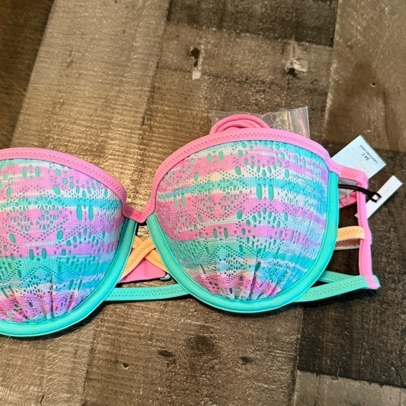 NWOT Shade & Shore Push-up Bikini Top - Picture 5 of 9